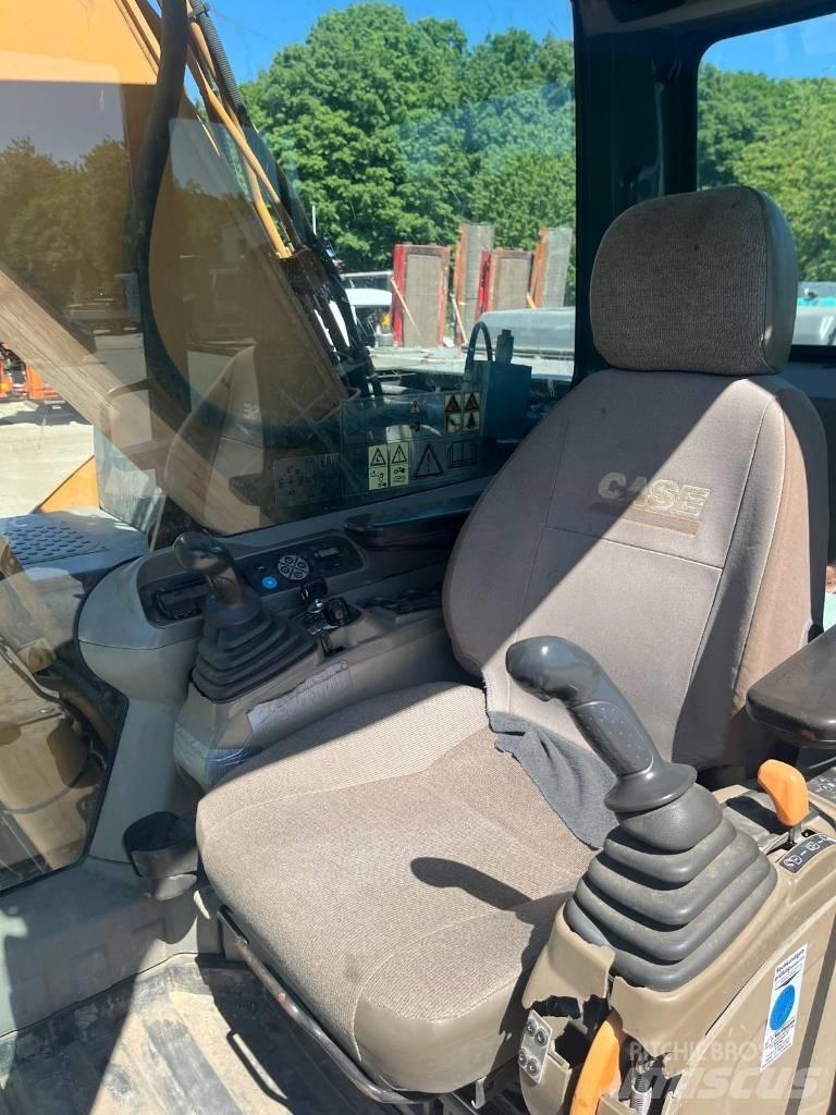CASE CX 210 B Paletli ekskavatörler