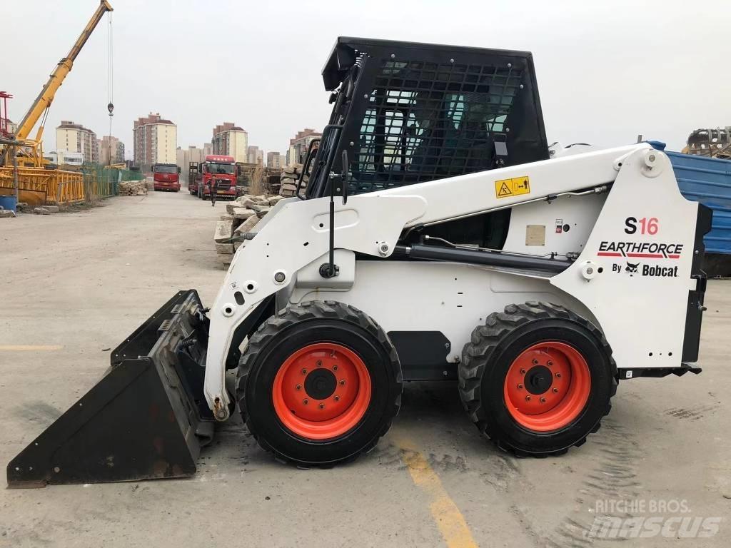 Bobcat S16 Skid steer loderler
