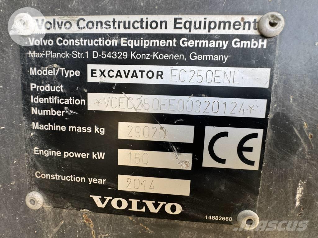 Volvo EC 250 E N L Paletli ekskavatörler