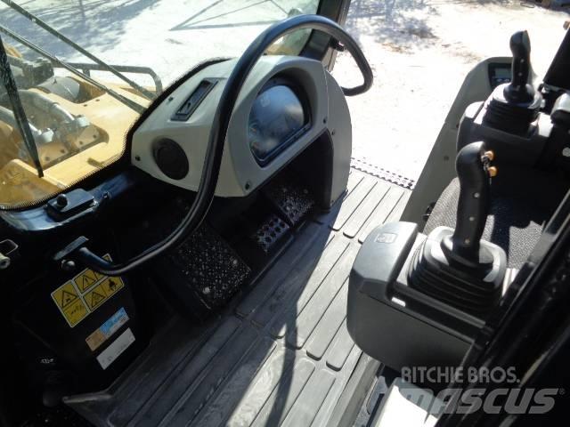 CAT 963 D Paletli yükleyiciler