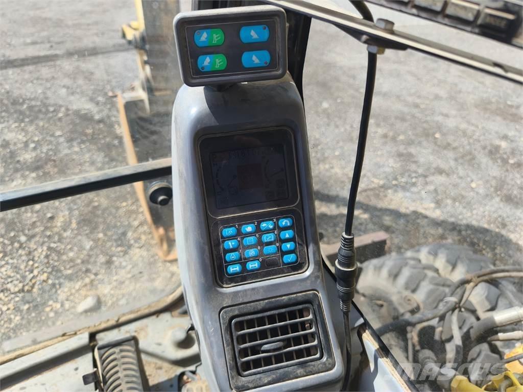 Komatsu PW180-7E0 Diger