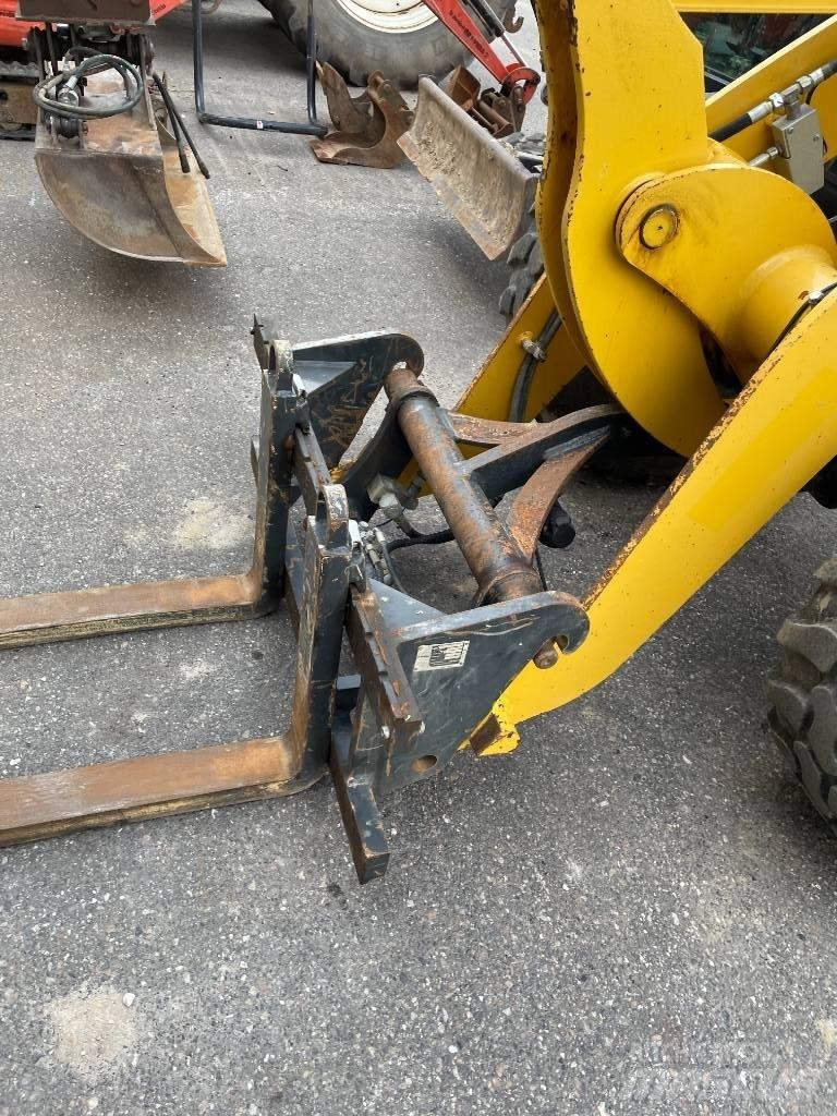 Komatsu WA 70 Tekerlekli yükleyiciler