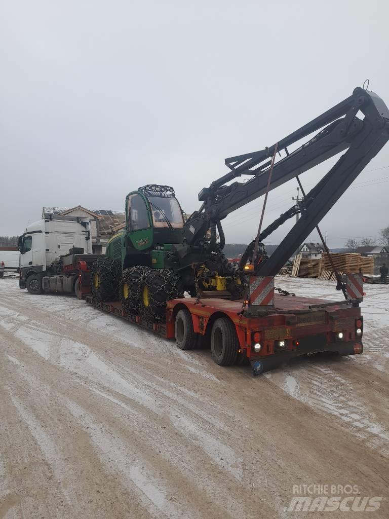 John Deere 1070 E Biçerdöverler