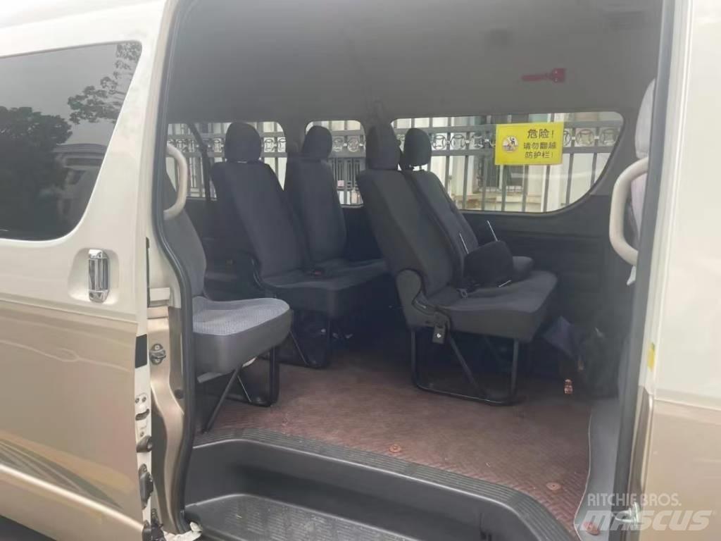 Toyota Coaster Sehirlerarasi otobüsler