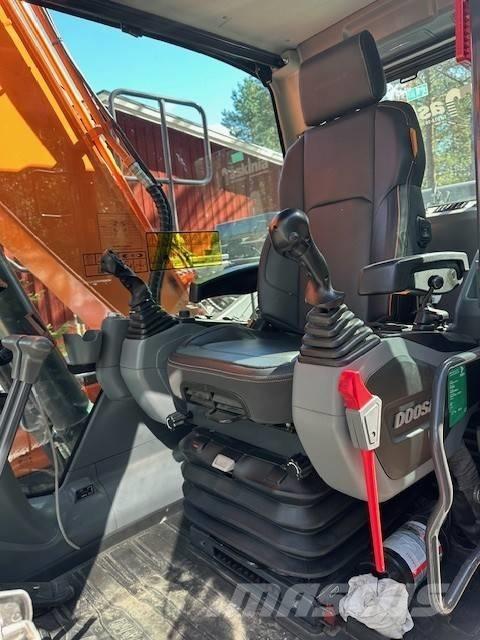 Doosan DX 140 LC Paletli ekskavatörler