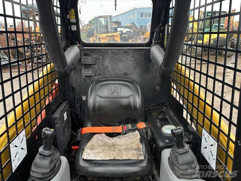 CAT 216 B 3 Skid steer loderler
