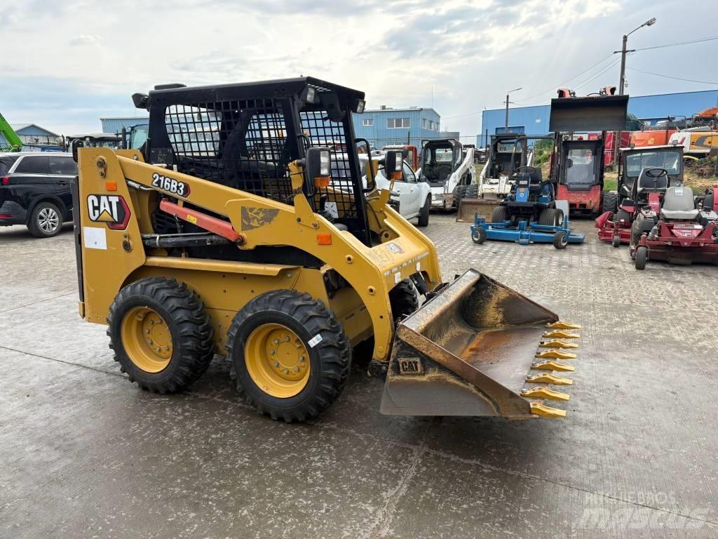 CAT 216 B 3 Skid steer loderler