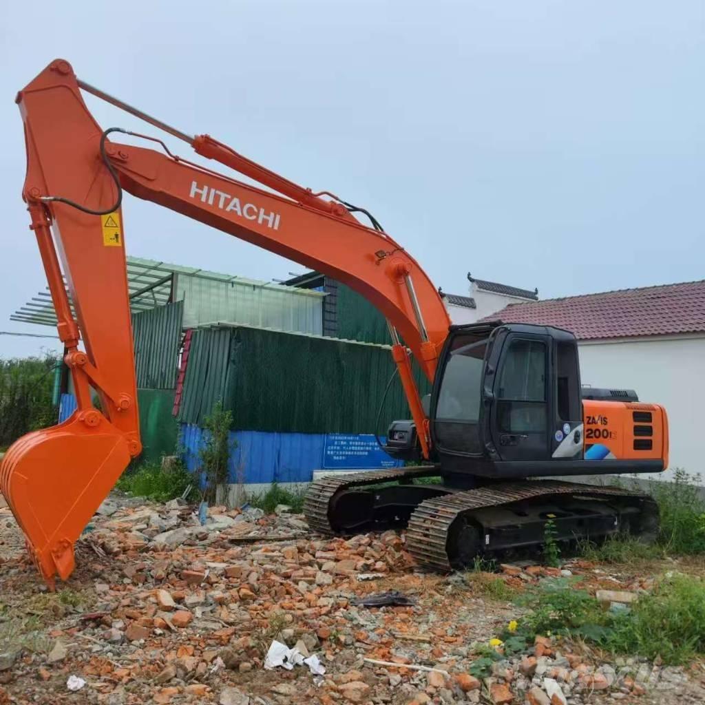 Hitachi ZX 200 Paletli ekskavatörler
