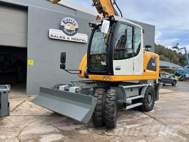 Liebherr 916 Lastik tekerli ekskavatörler