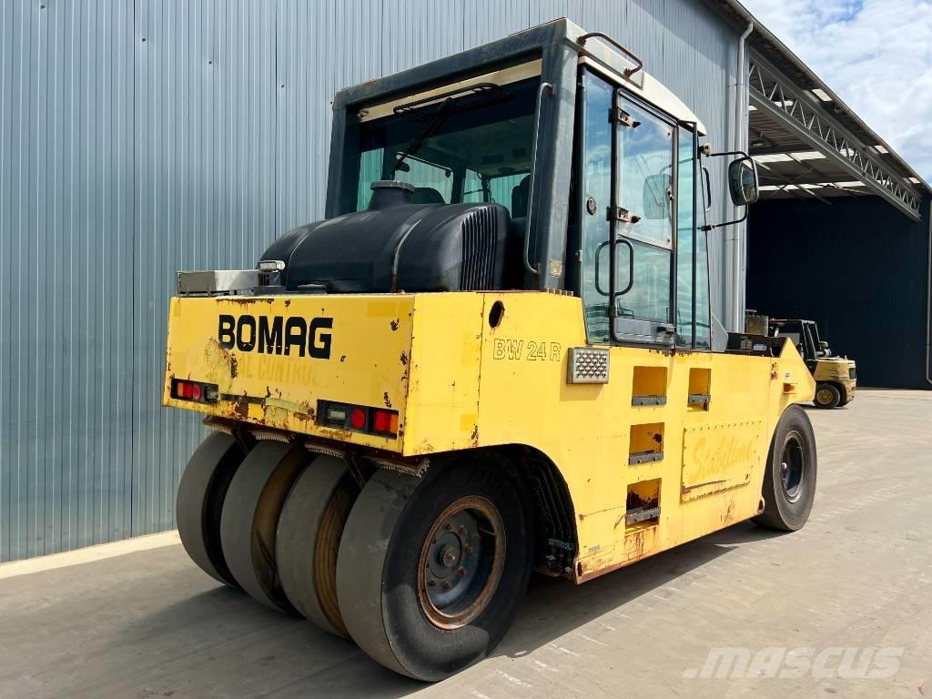 Bomag BW24R Pnömatik lastikli silindirler