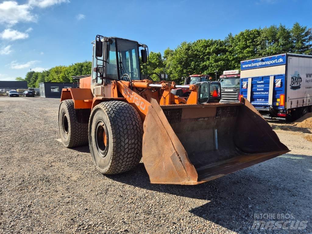 Hitachi FR 130 Tekerlekli yükleyiciler
