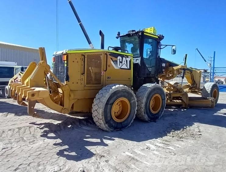 CAT 14 M Greyderler