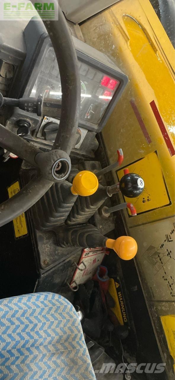 JCB 526-56 Tarimsal teleskopik yükleyiciler