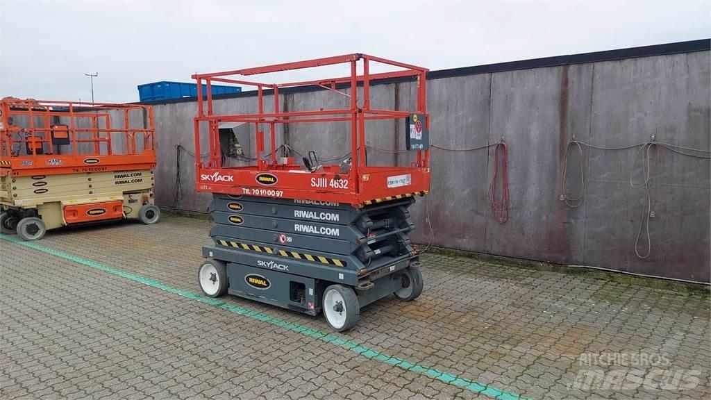 SkyJack SJIII4632 Makasli platformlar