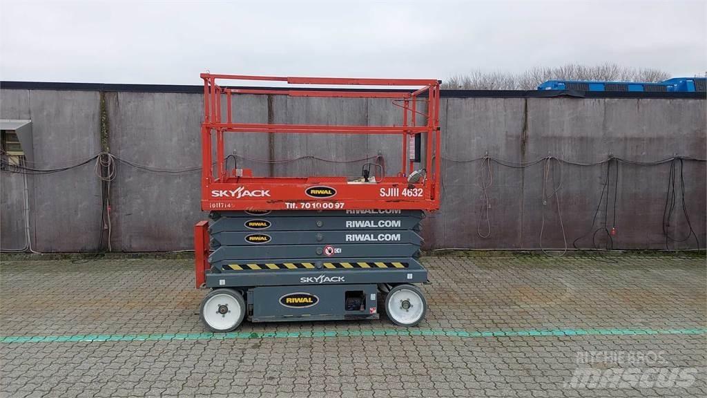 SkyJack SJIII4632 Makasli platformlar