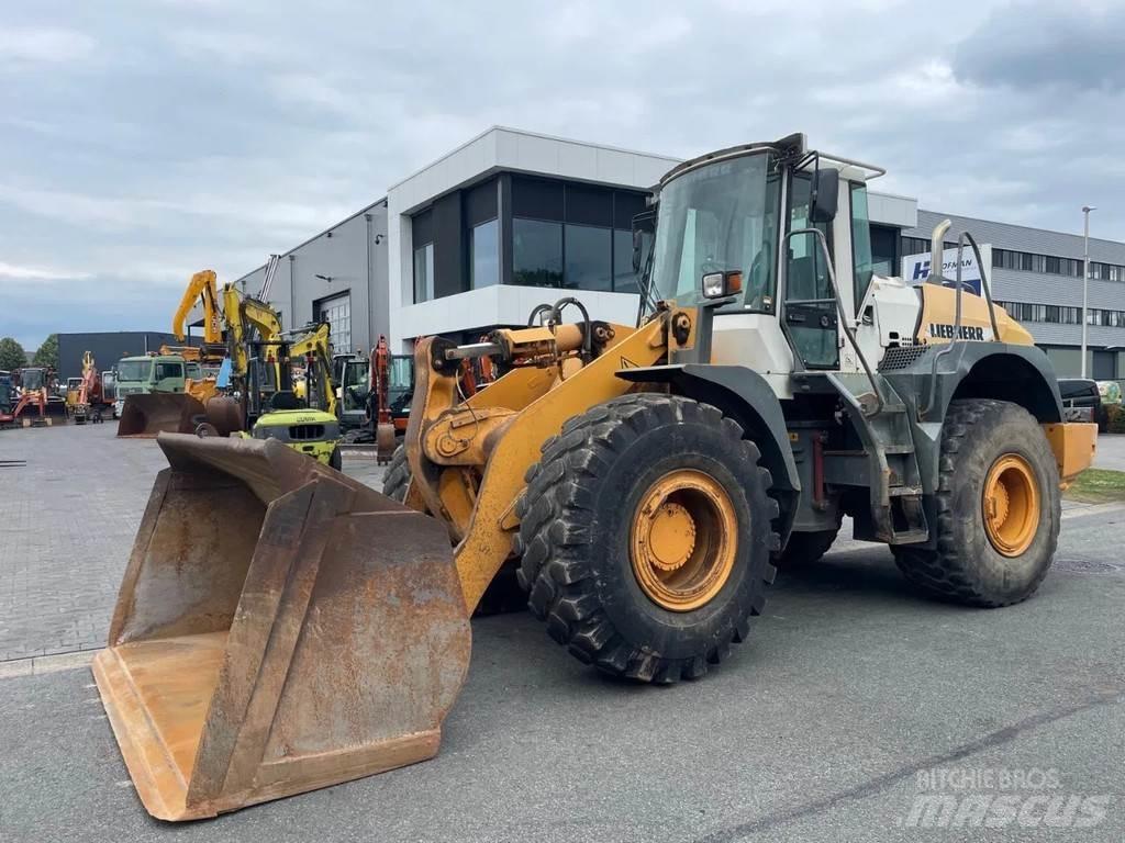 Liebherr L544 Tekerlekli yükleyiciler