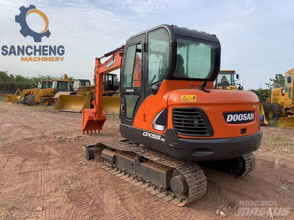 Doosan DX 55 Paletli ekskavatörler
