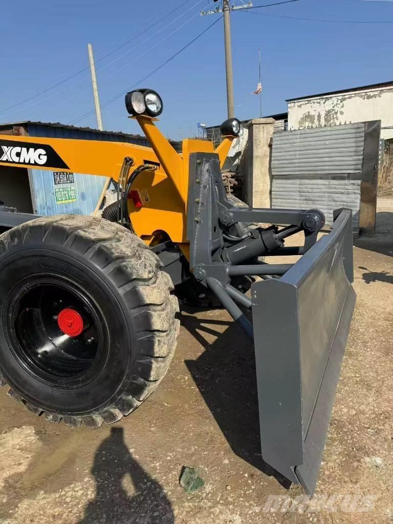 XCMG GR 2153 Greyderler