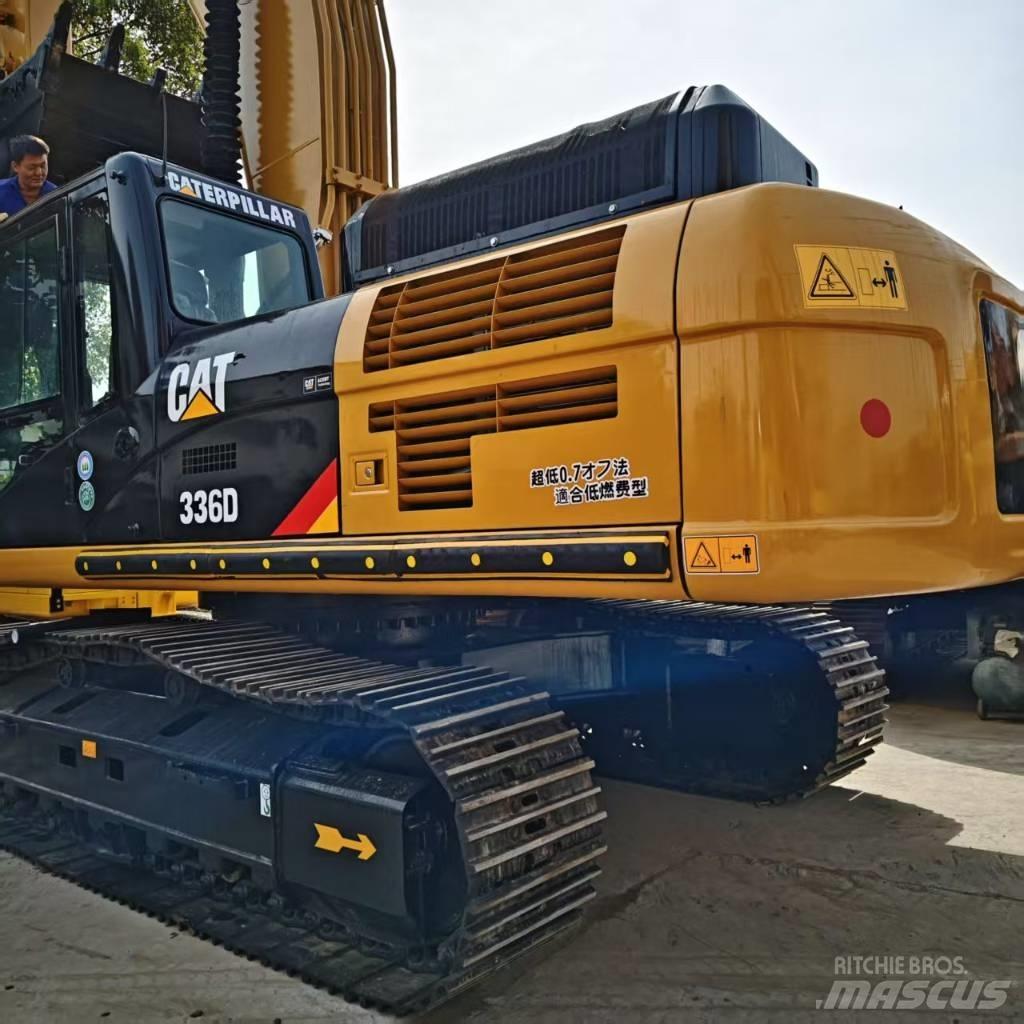 CAT 336 D Paletli ekskavatörler