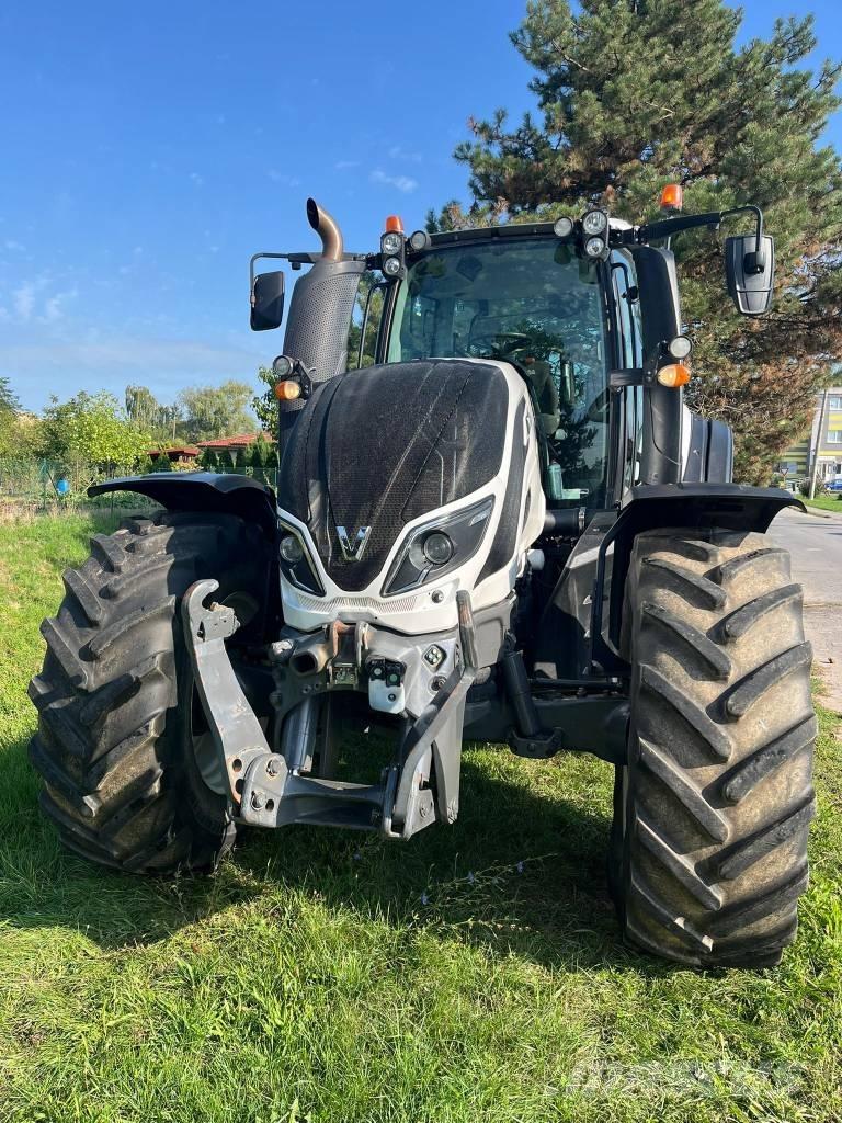 Valtra T234 Versu Traktörler