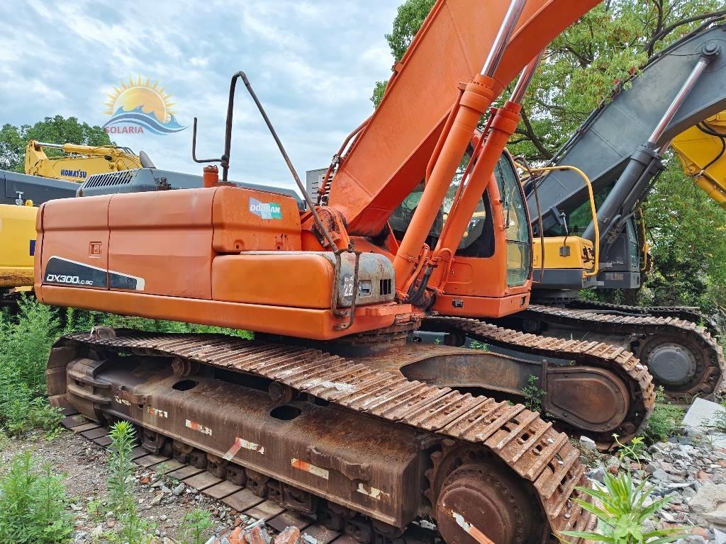 Doosan DX 300 LC Paletli ekskavatörler