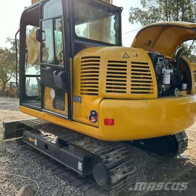 Komatsu PC 70 Paletli ekskavatörler