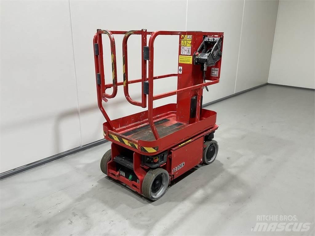 JLG 1230ES Makasli platformlar