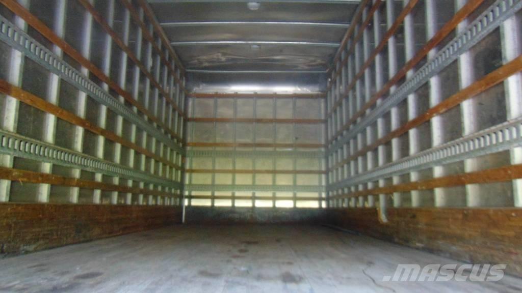 Freightliner M2 Kapali kasa kamyonlar