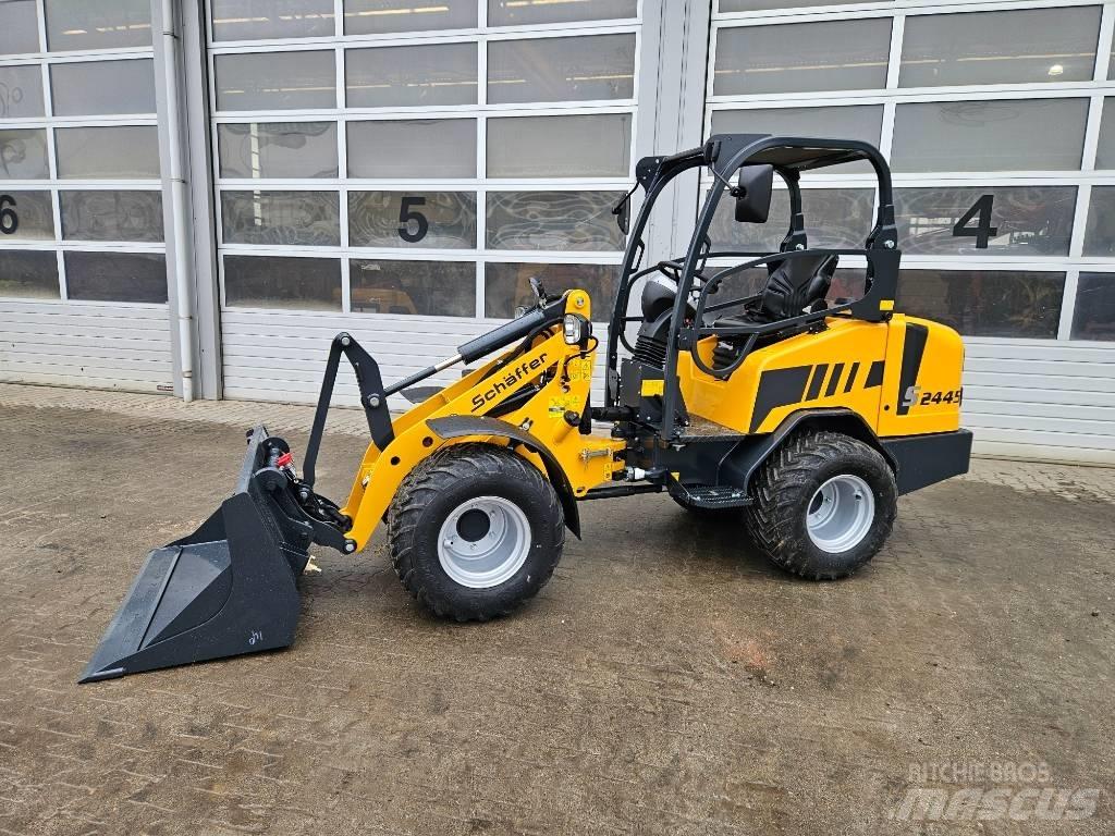 Schäffer 2445S Mini yükleyiciler