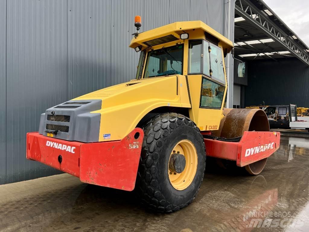 Dynapac CA302D Tek tamburlu silindirler