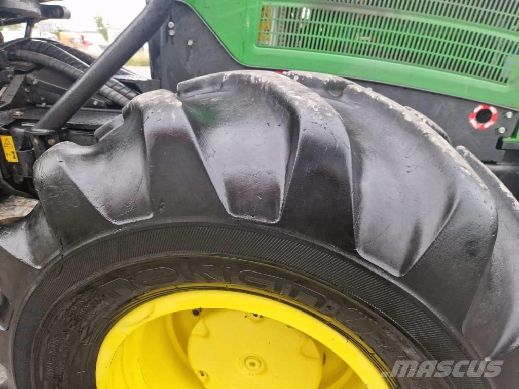 John Deere 1070 E Biçerdöverler
