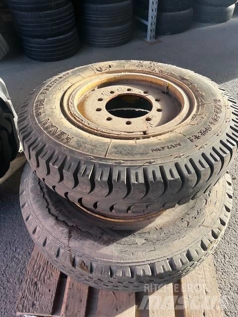  BM621 Hjul 9,00x20 Lastikler
