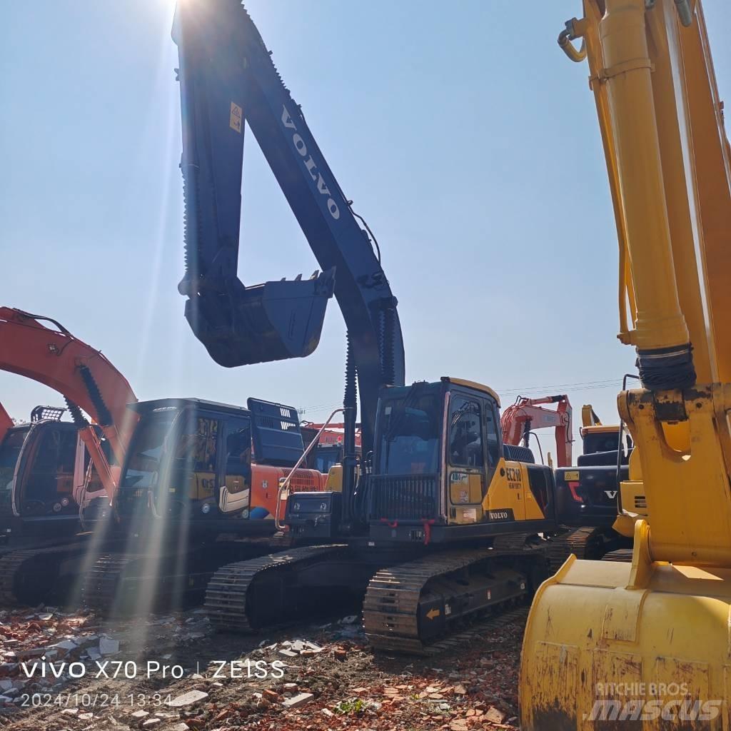 Volvo EC 210 Paletli ekskavatörler