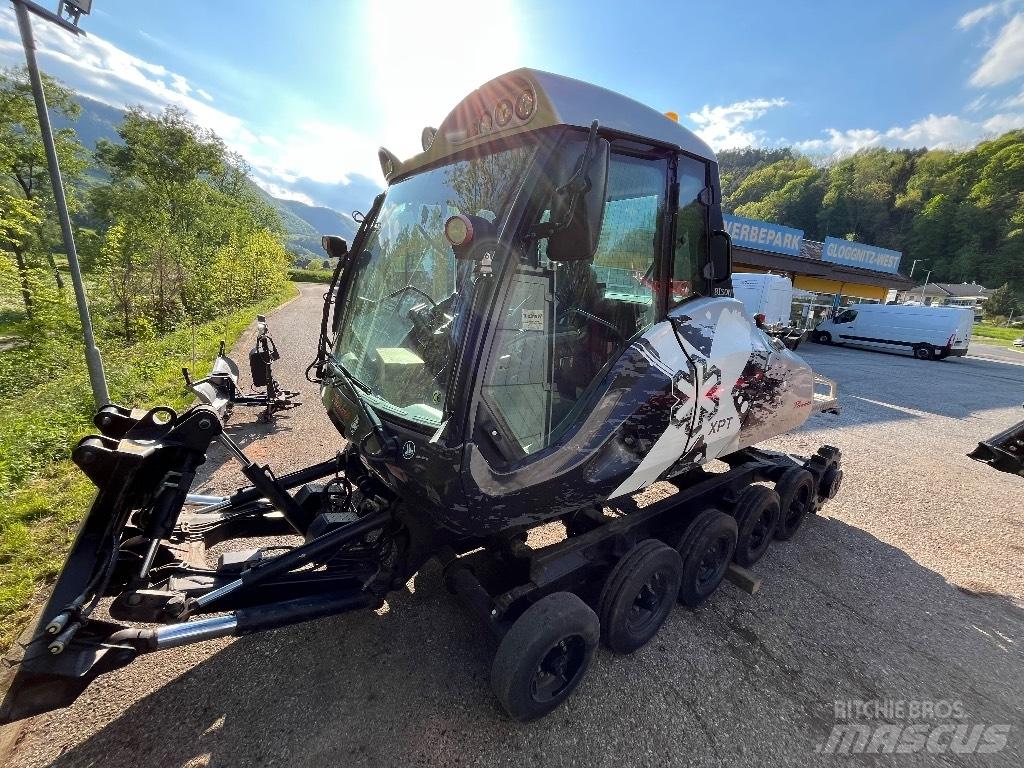 Prinoth Bison X Kar düzleyiciler