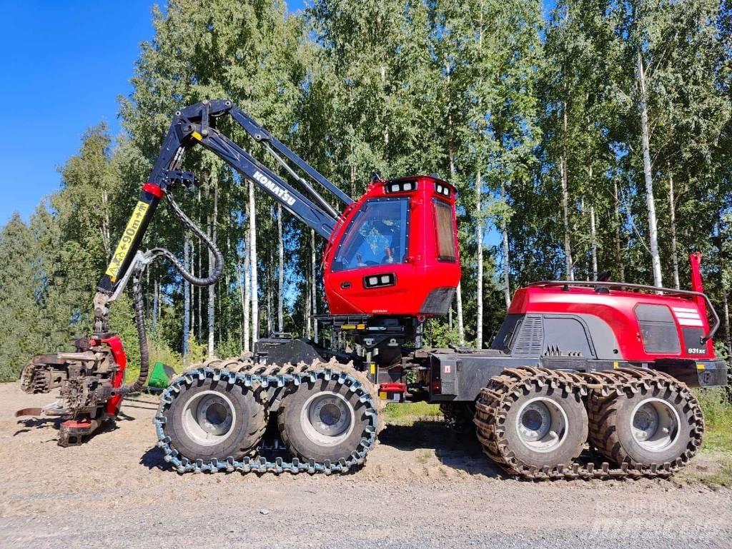 Komatsu 931 XC Biçerdöverler