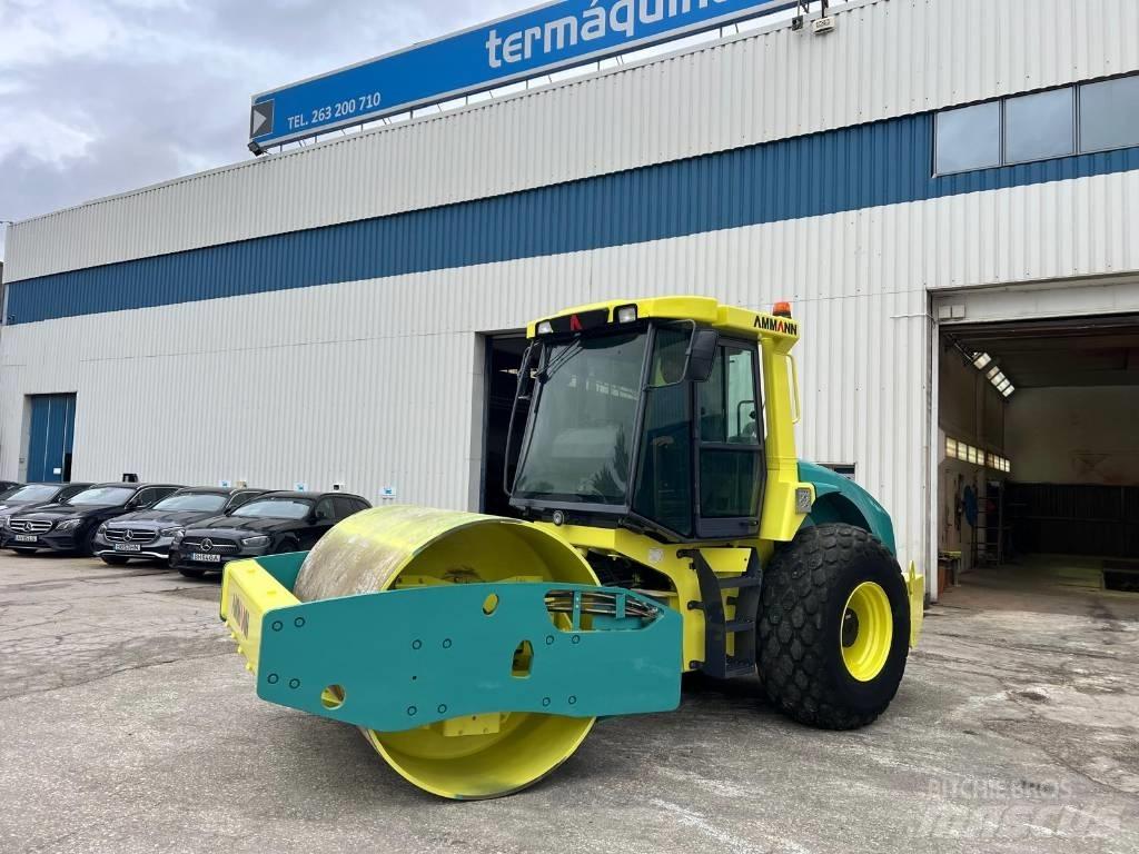 Ammann ASC 130 D Tek tamburlu silindirler