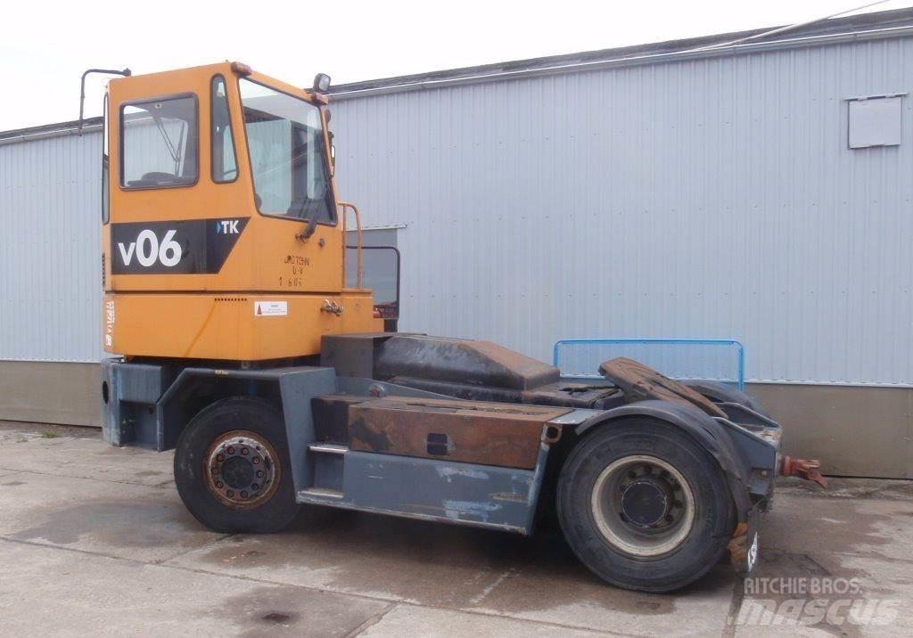 Sisu TRX 242 Terminal çekiciler