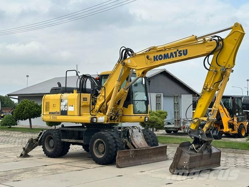 Komatsu PW 160-7E0 Lastik tekerli ekskavatörler