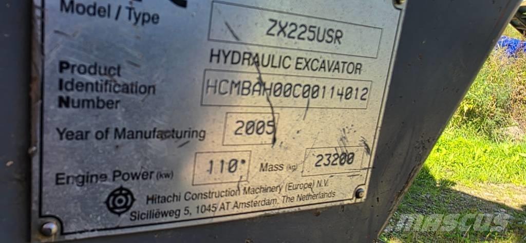 Hitachi ZX 225 USR Paletli ekskavatörler