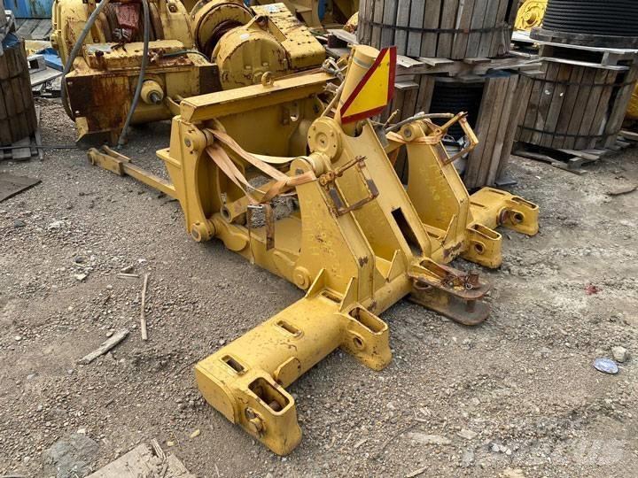CAT 140 H Ripper Diger parçalar