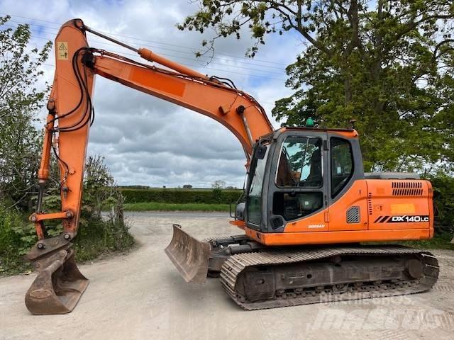 Doosan DX 140 LC Paletli ekskavatörler