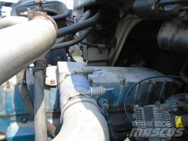International 7500 Diger kamyonlar