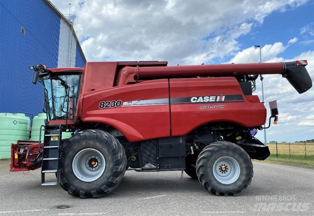 Case IH 8230 Biçerdöverler
