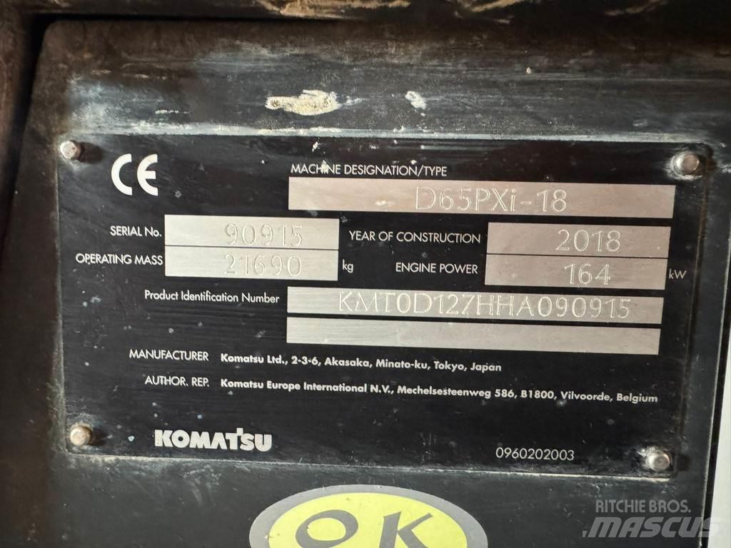 Komatsu D65PXi-18 Paletli dozerler