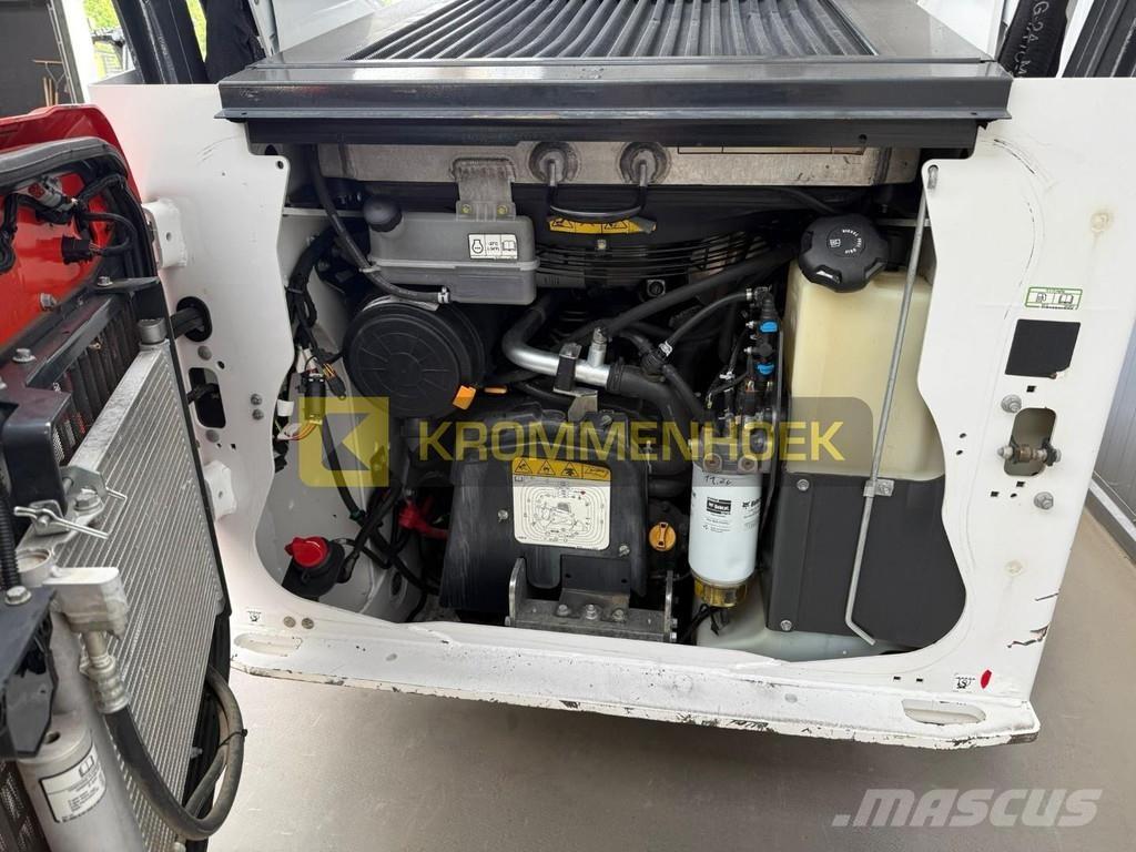 Bobcat T 76 Skid steer loderler