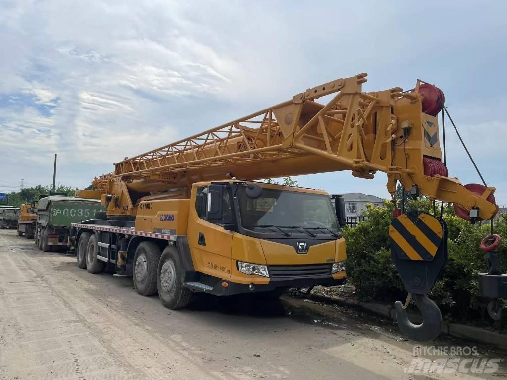 XCMG QY70KC Yol-Arazi Tipi Vinçler (AT)