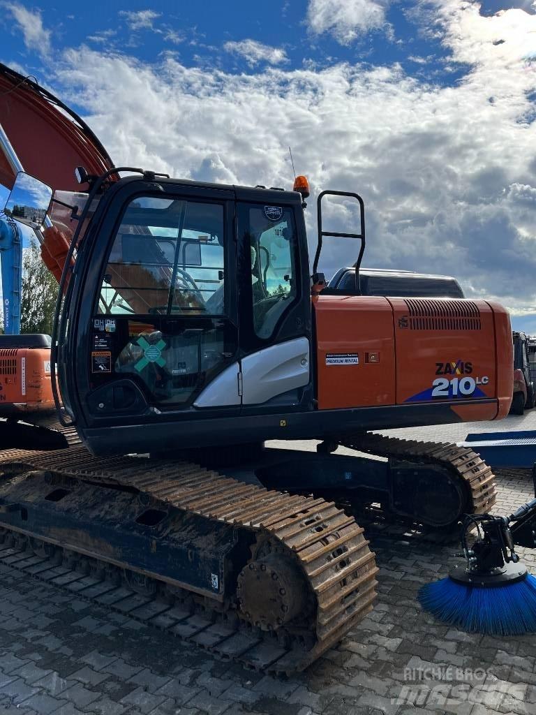 Hitachi ZX 210 LC-6 Paletli ekskavatörler