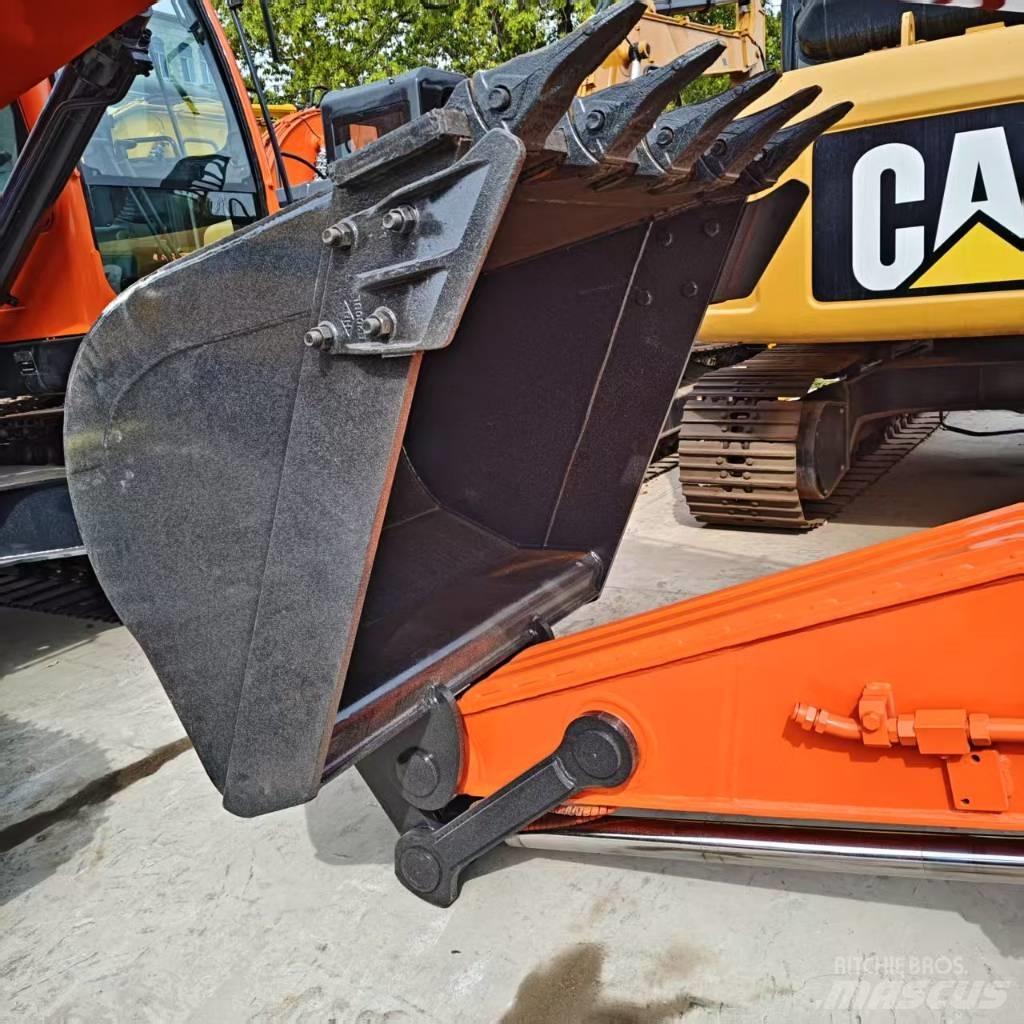 Doosan DX 225 Paletli ekskavatörler
