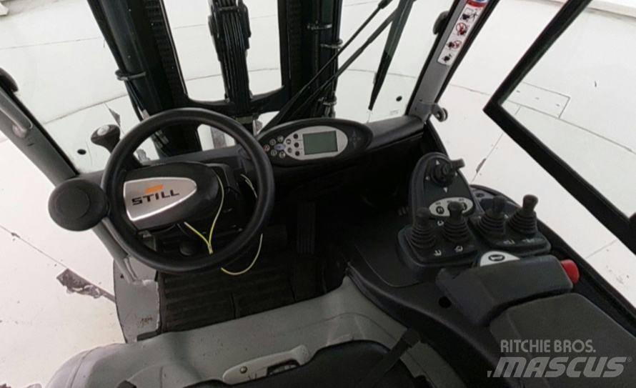 Still RX 60-25 Elektrikli forkliftler