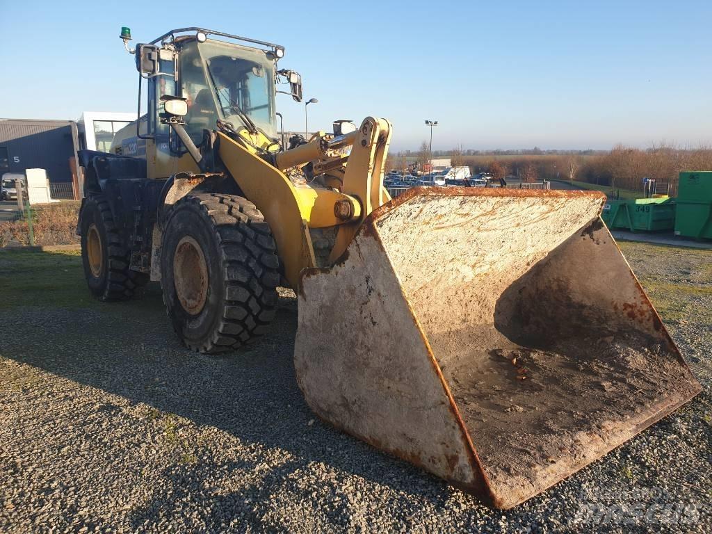 Komatsu WA320-8 Tekerlekli yükleyiciler